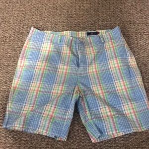 Vineyard vines plaid shorts